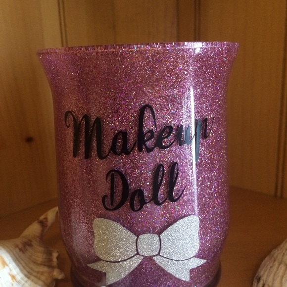 Makeup brush holder - Picture 2 of 2